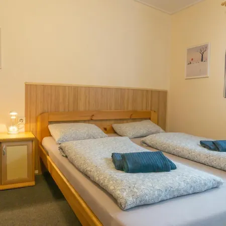 Ceri Hotell Vrchlabí